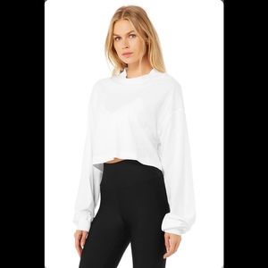 ALO YOGA long sleeve cropped t shirt white medium